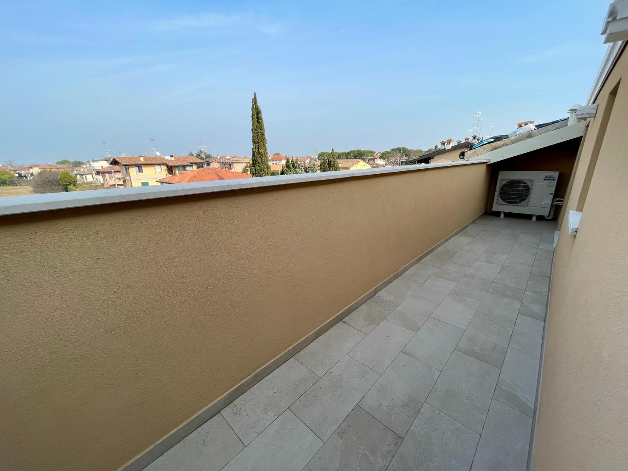 Apartamento Cavecchie Desenzano Desenzano del Garda Exterior foto
