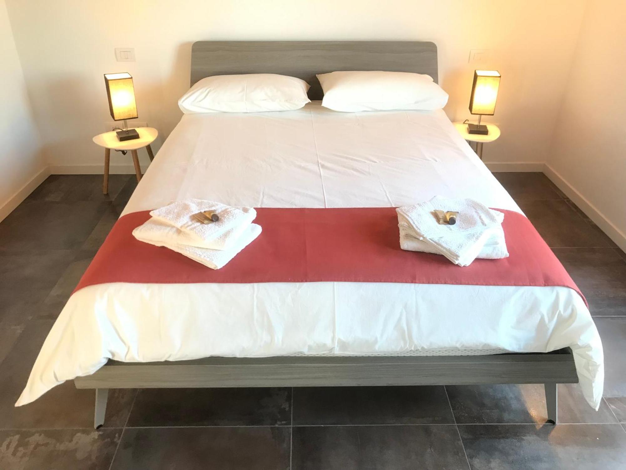 Apartamento Cavecchie Desenzano Desenzano del Garda Exterior foto